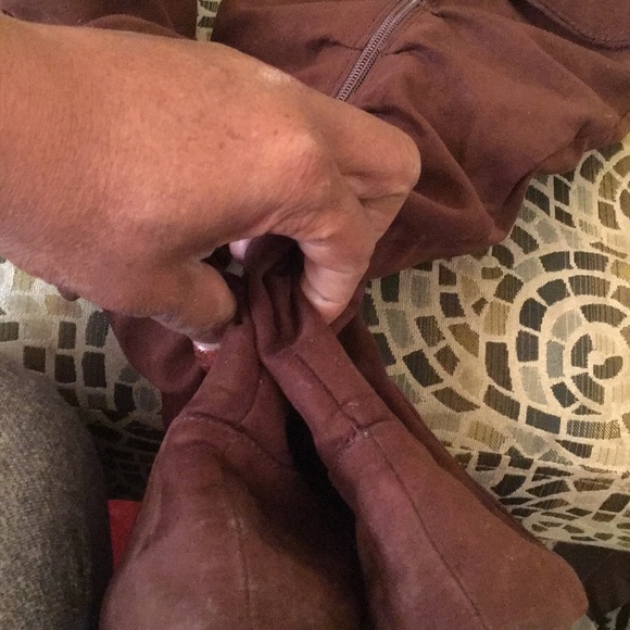 Boots - Picture 6 of 6